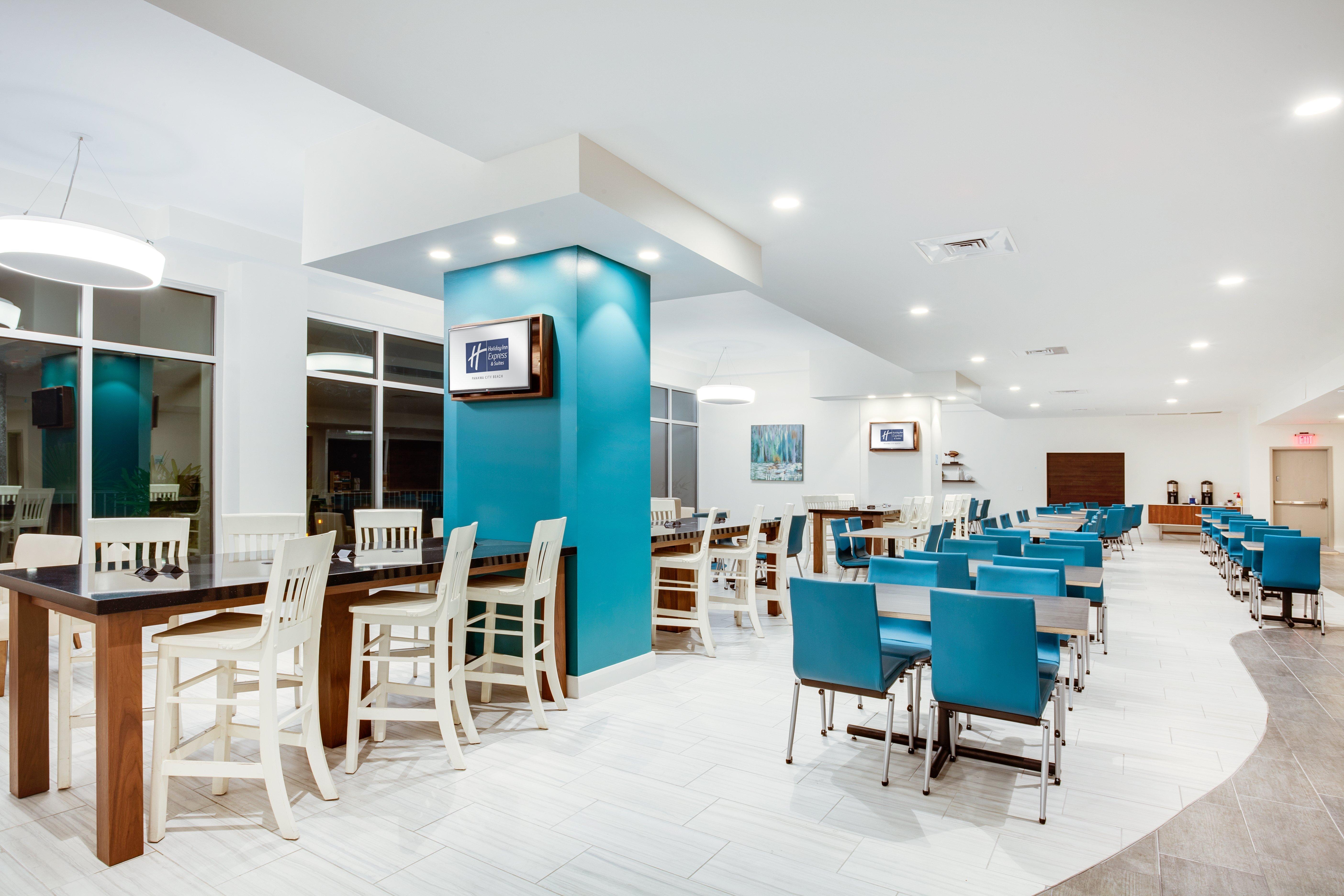 Holiday Inn Express & Suites Panama City Beach Beachfront By Ihg Екстериор снимка