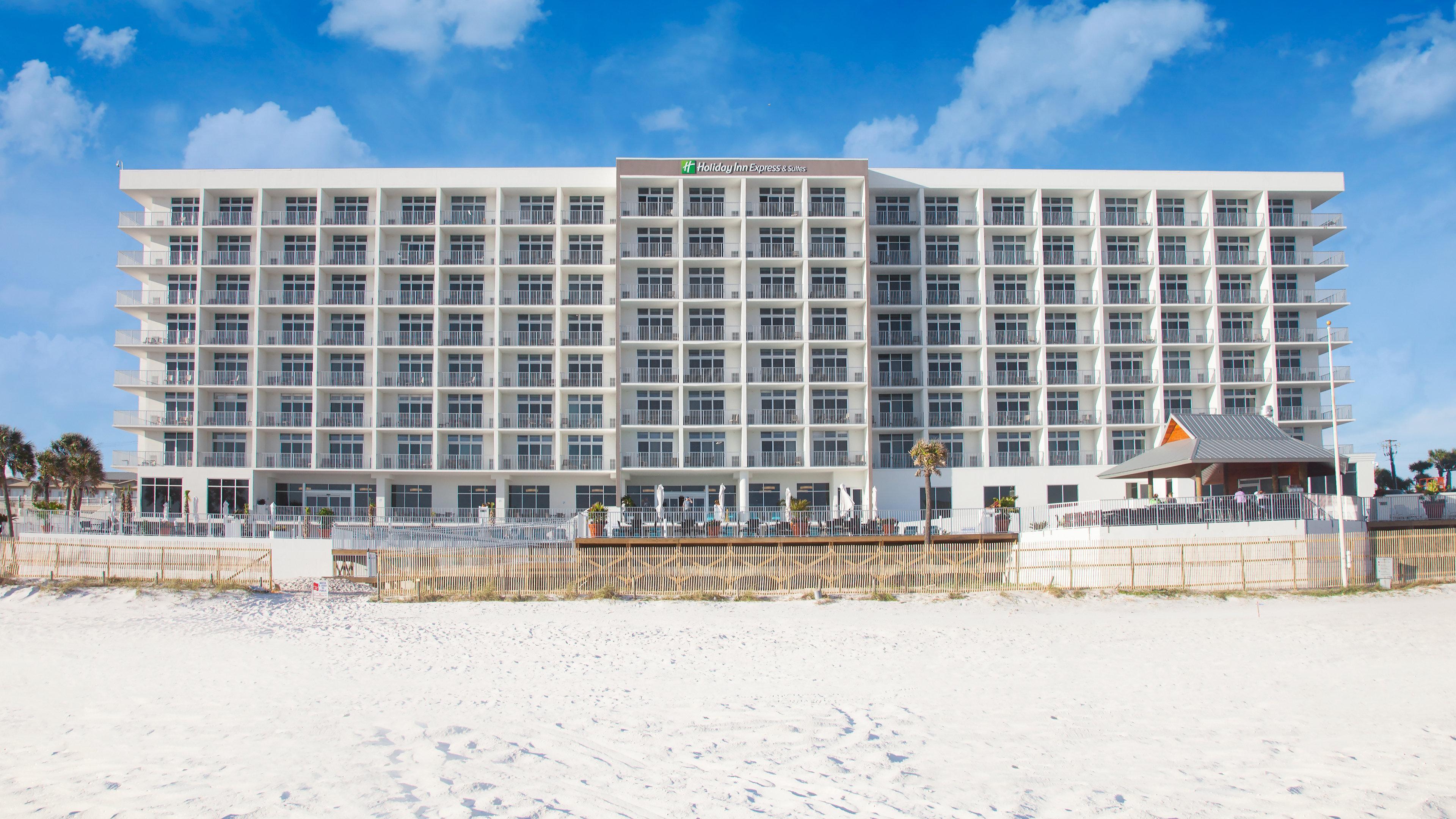 Holiday Inn Express & Suites Panama City Beach Beachfront By Ihg Екстериор снимка